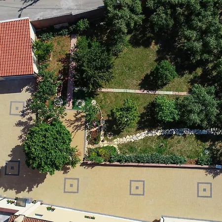 Yespeace Guest house